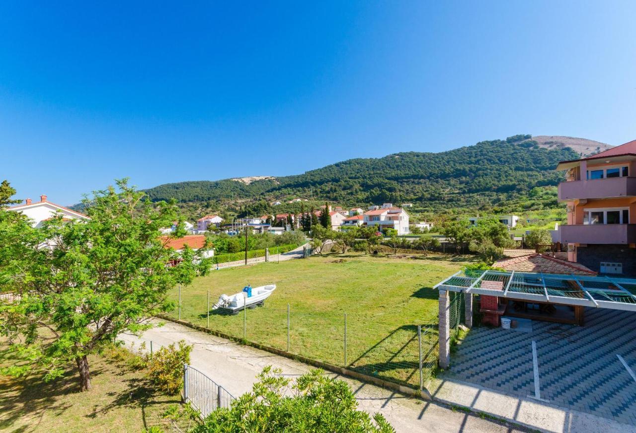 Apartments Slavica R Banjol Esterno foto