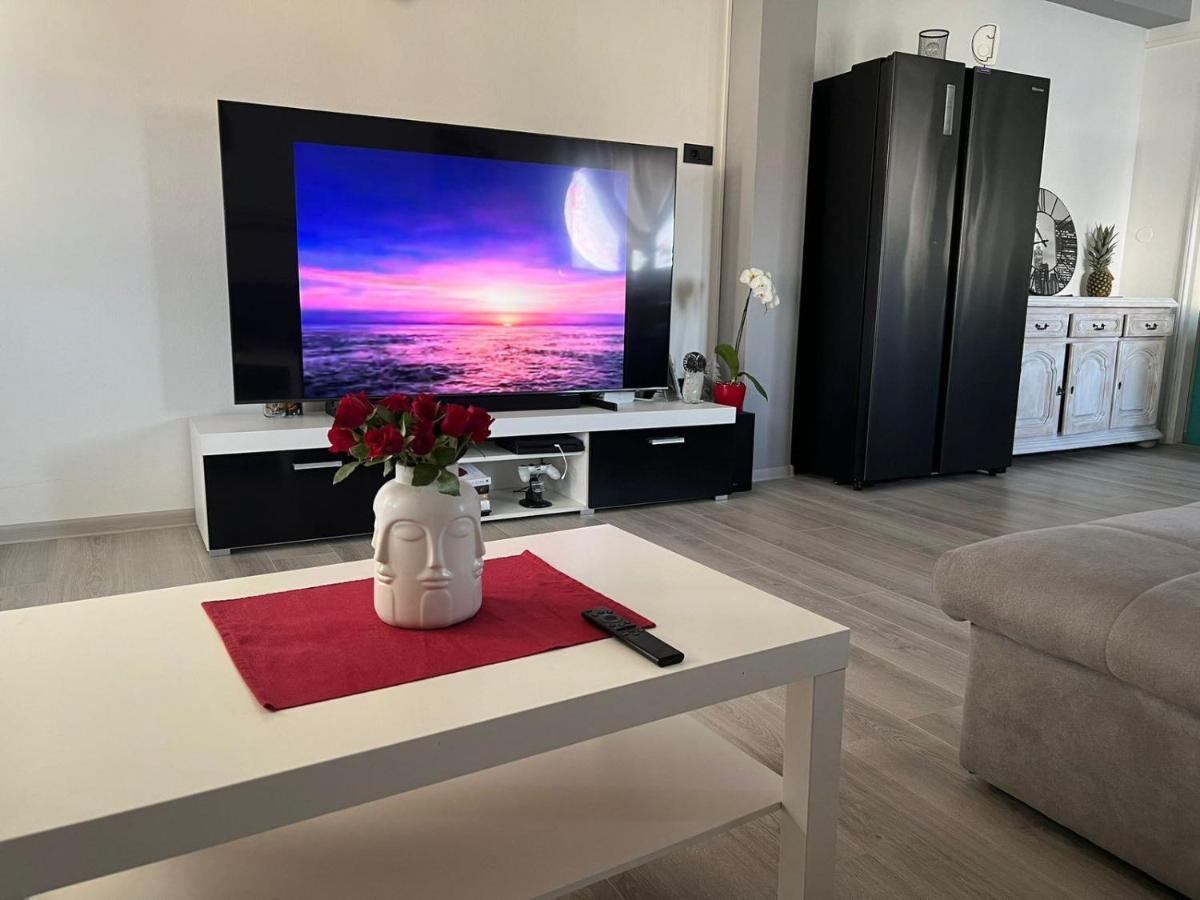 Apartments Slavica R Banjol Esterno foto